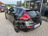 2017 Volvo V40