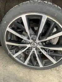 2017 Volvo V40