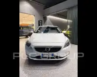 2017 Volvo V40