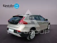 2017 Volvo V40