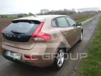 2017 Volvo V40