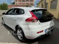 2017 Volvo V40