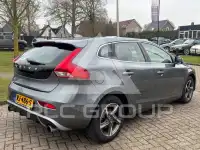 2017 Volvo V40