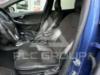 2017 Volvo V40