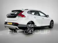 2017 Volvo V40