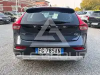 2017 Volvo V40