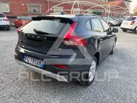 2017 Volvo V40