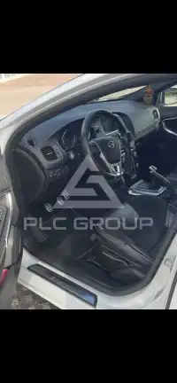 2017 Volvo V40