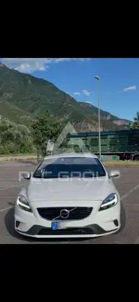 2017 Volvo V40