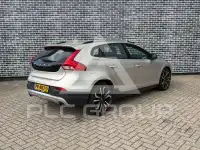 2017 Volvo V40