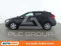 2017 Volvo V40