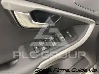 2017 Volvo V40
