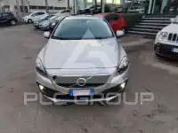 2017 Volvo V40