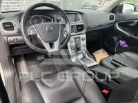2017 Volvo V40