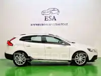 2017 Volvo V40