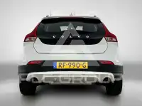 2017 Volvo V40
