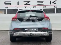 2017 Volvo V40