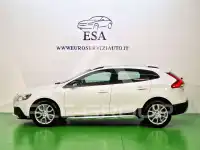 2017 Volvo V40