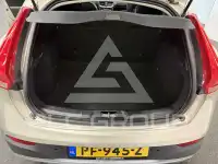 2017 Volvo V40
