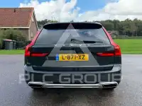 2017 Volvo V90