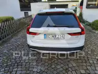 2017 Volvo V90