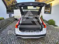 2017 Volvo V90