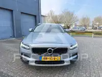2017 Volvo V90