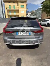 2017 Volvo V90