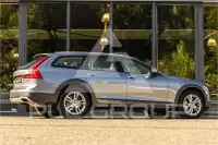 2017 Volvo V90