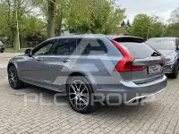 2017 Volvo V90