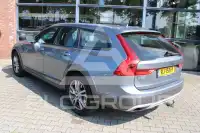 2017 Volvo V90