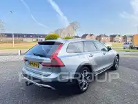 2017 Volvo V90