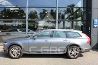 2017 Volvo V90