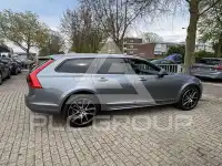 2017 Volvo V90
