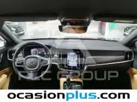 2017 Volvo V90