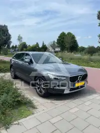 2017 Volvo V90