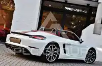 2017 Porsche 718