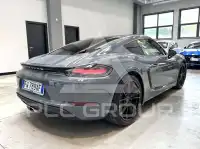 2017 Porsche 718