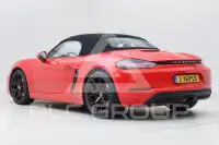 2017 Porsche 718