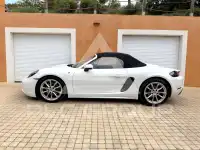 2017 Porsche 718