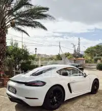 2017 Porsche 718