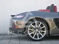 2017 Porsche 718