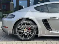 2017 Porsche 718