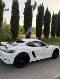2017 Porsche 718