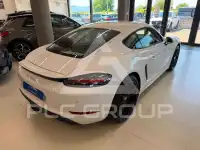 2017 Porsche Cayman