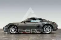 2017 Porsche Cayman