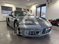 2017 Porsche Cayman