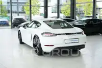 2017 Porsche Cayman