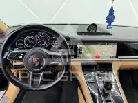 2017 Porsche Panamera