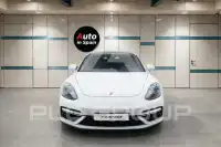 2017 Porsche Panamera
